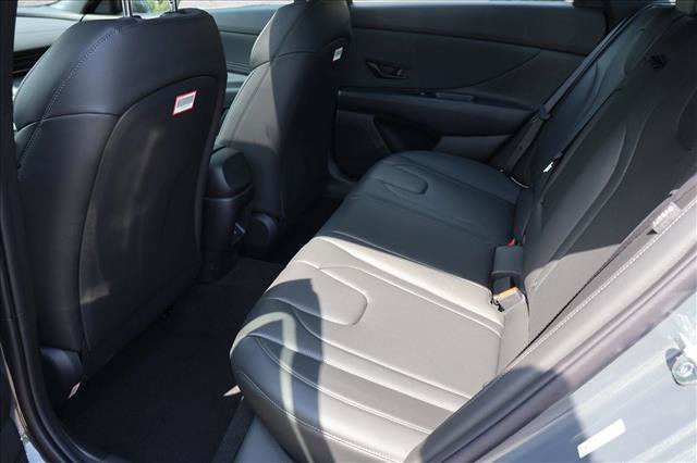 New 2026 Hyundai Elantra SEL Sport FWD image 23