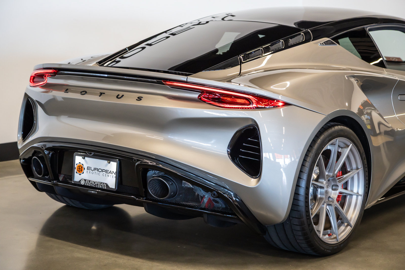 Used 2024 Lotus Emira First Edition RWD image 23
