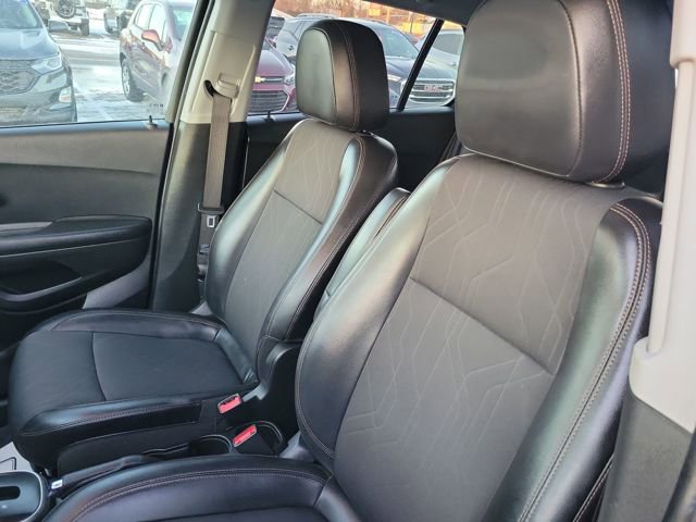 Used 2021 Chevrolet Trax LT w/ Driver Confidence Package image 8