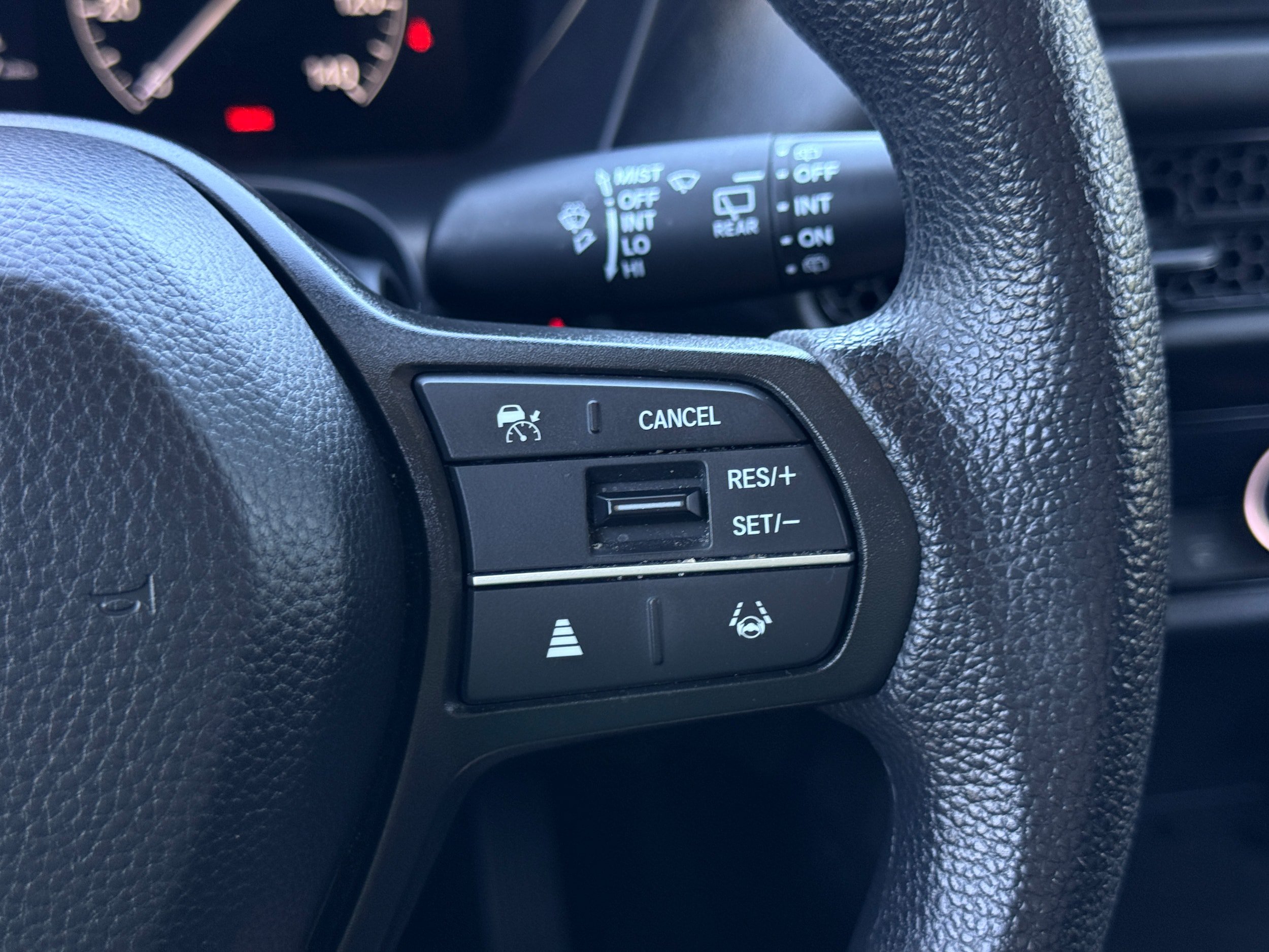 Used 2025 Honda HR-V LX image 13