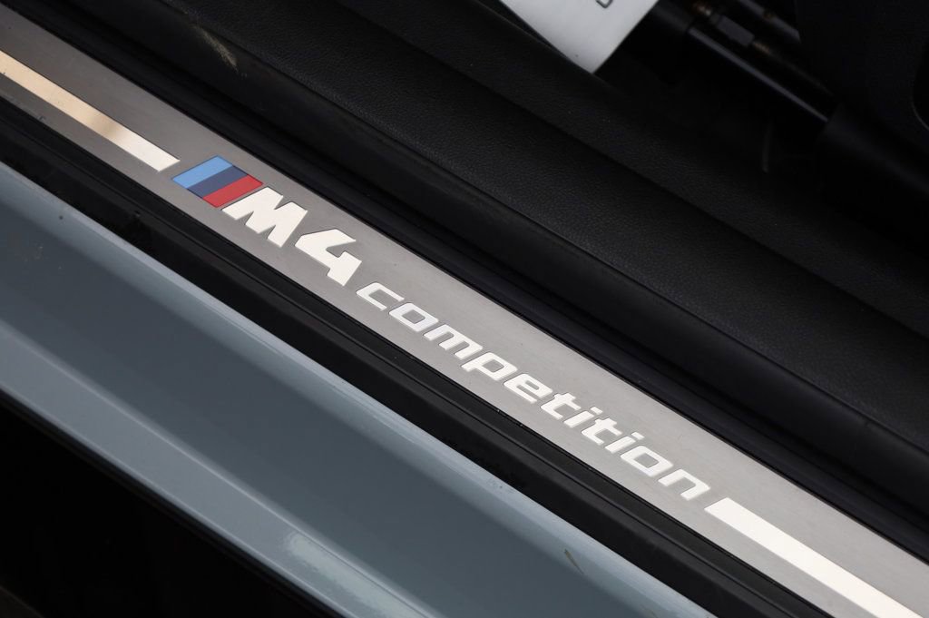 Used 2021 BMW M4 Competition w/ M Carbon Exterior Package image 31