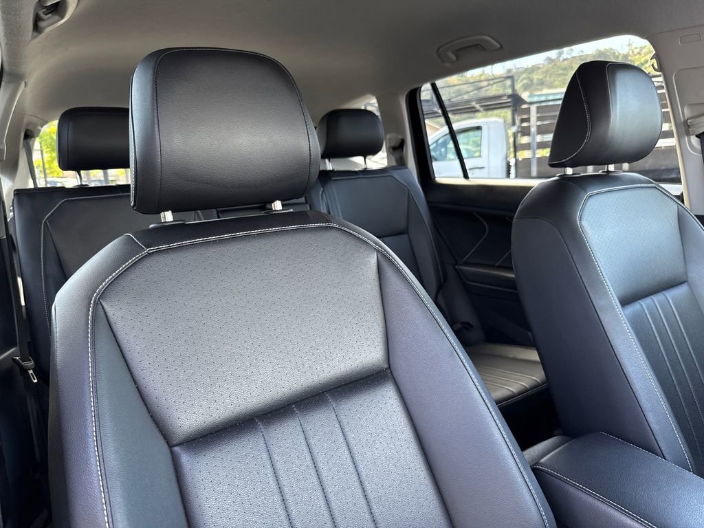 Used 2024 Volkswagen Tiguan SE FWD image 14
