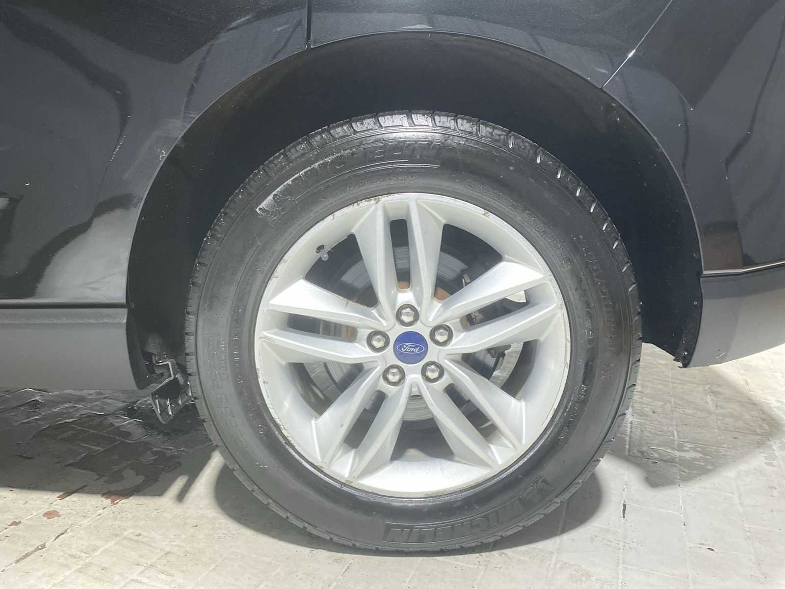 Used 2015 Ford Edge SEL image 8