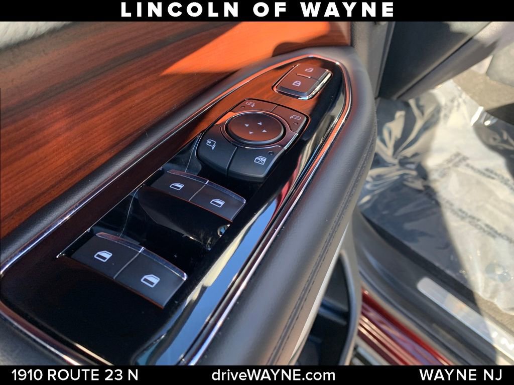 Used 2021 Lincoln Navigator Reserve w/ Luxury Package image 13