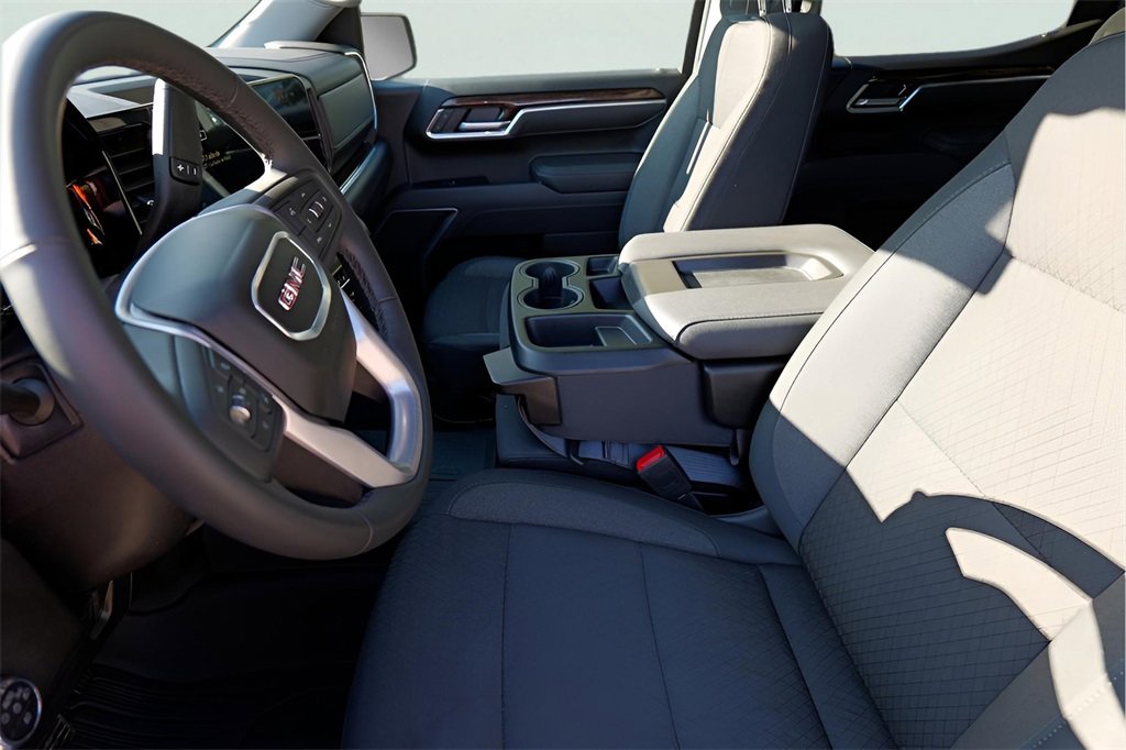 New 2026 GMC Sierra 1500 Elevation image 7
