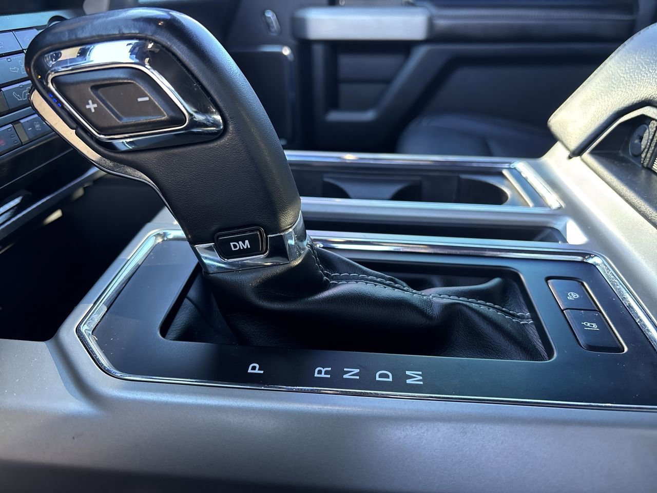 Used 2019 Ford F150 Lariat w/ Equipment Group 502A Luxury image 25