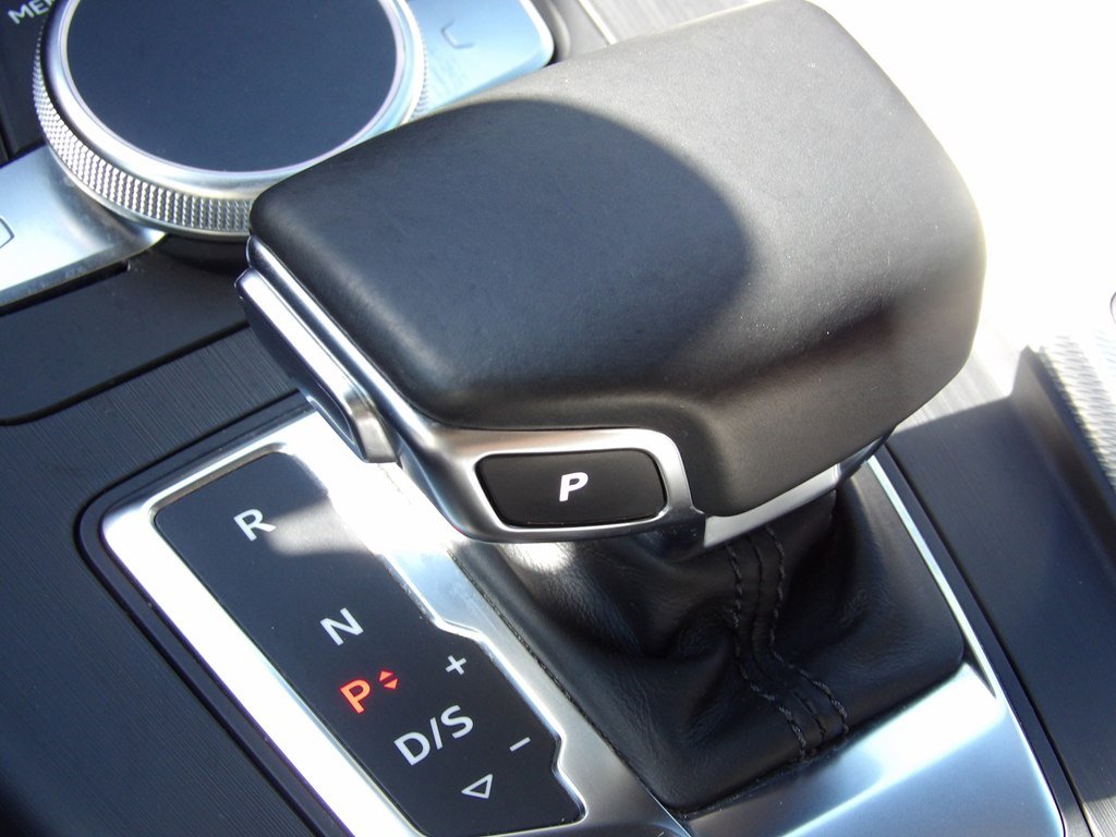 Used 2017 Audi A4 2.0T Prestige image 28