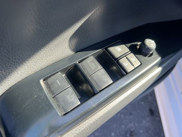 Used 2025 Toyota Camry SE image 26