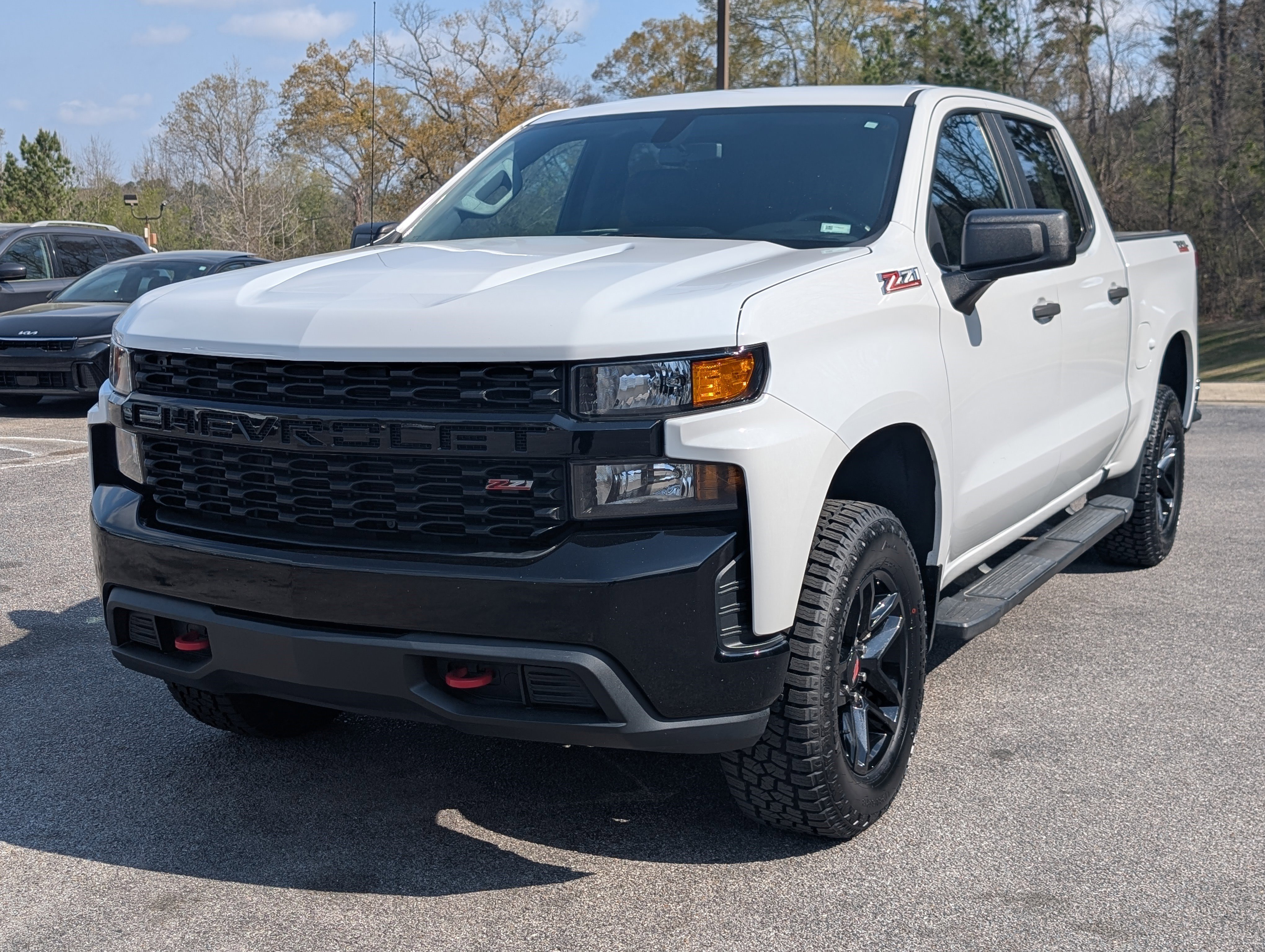 Used 2019 Chevrolet Silverado 1500 Custom Trail Boss w/ Custom Convenience Package AWD/4WD image 5