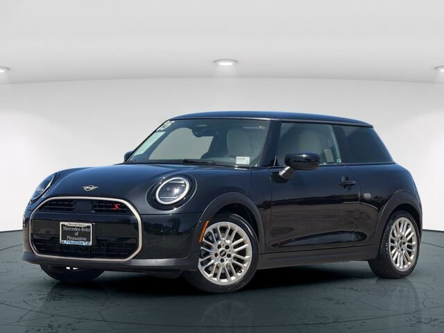 Used 2025 MINI Cooper S FWD image 2