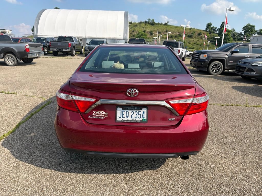 Used 2017 Toyota Camry SE FWD image 7