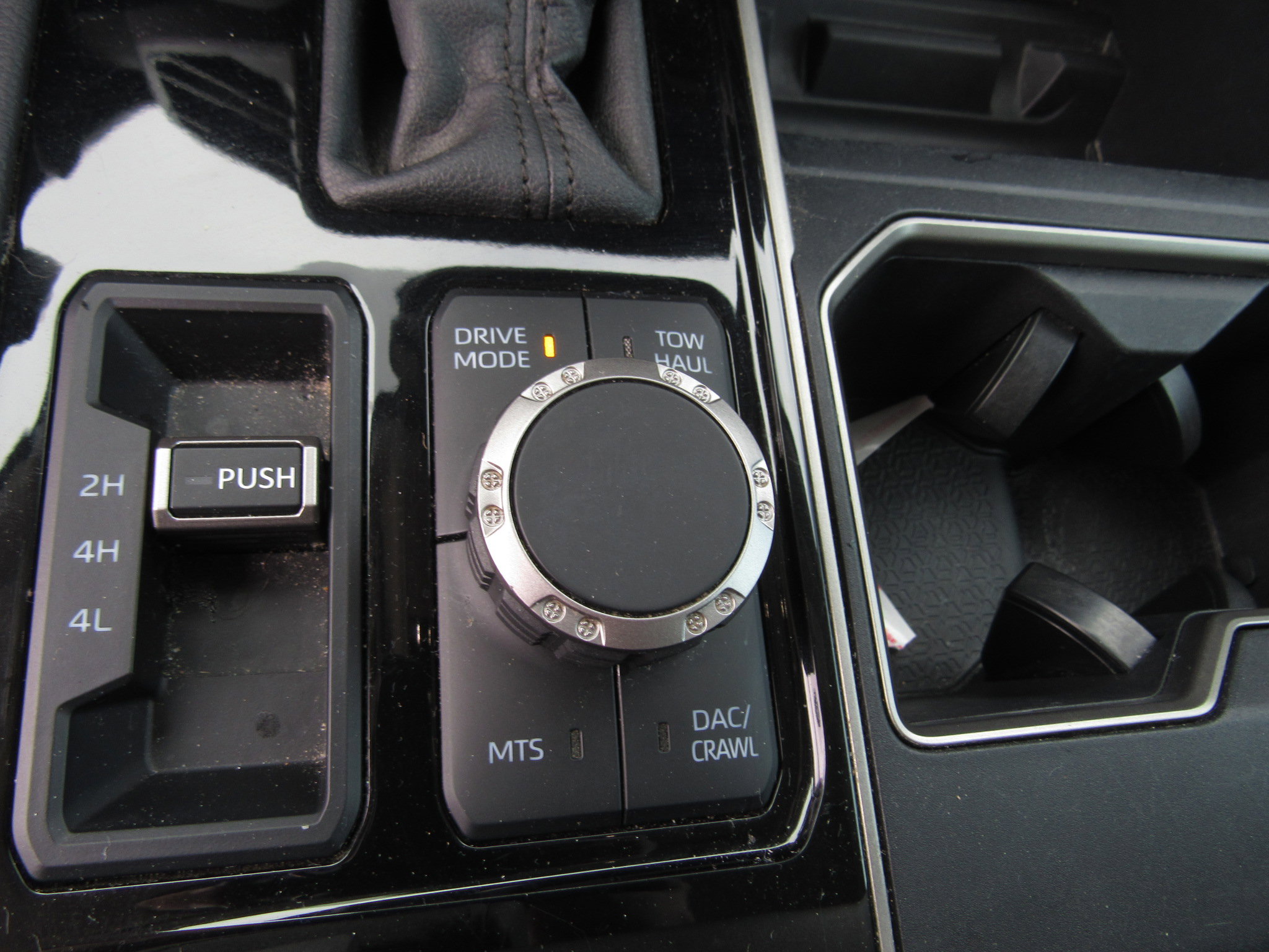 Used 2022 Toyota Tundra Limited w/ TRD Off-Road Package image 23