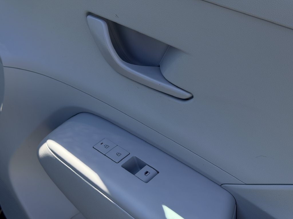 Certified 2025 Hyundai Kona SEL FWD image 12
