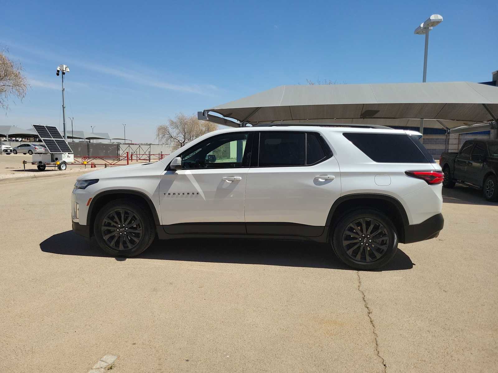 Used 2023 Chevrolet Traverse RS image 5