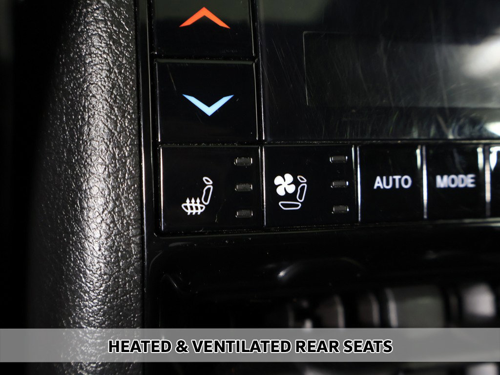 Used 2023 Jeep Grand Cherokee L Summit AWD/4WD image 12