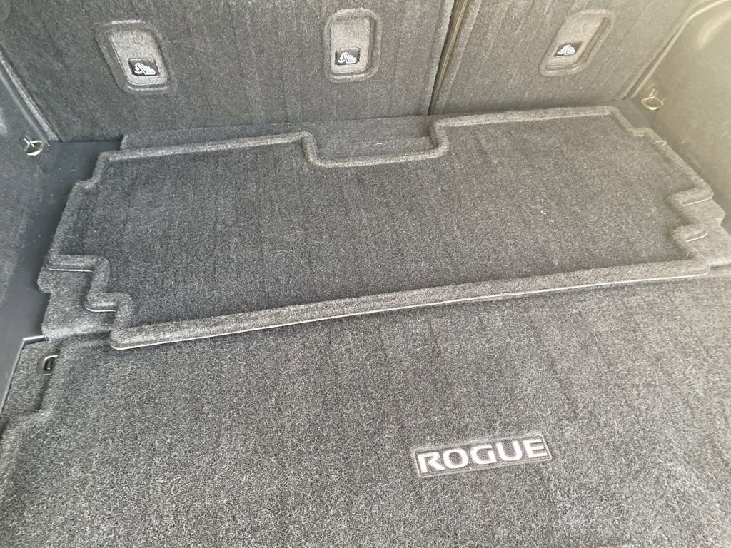 Used 2024 Nissan Rogue SL image 13