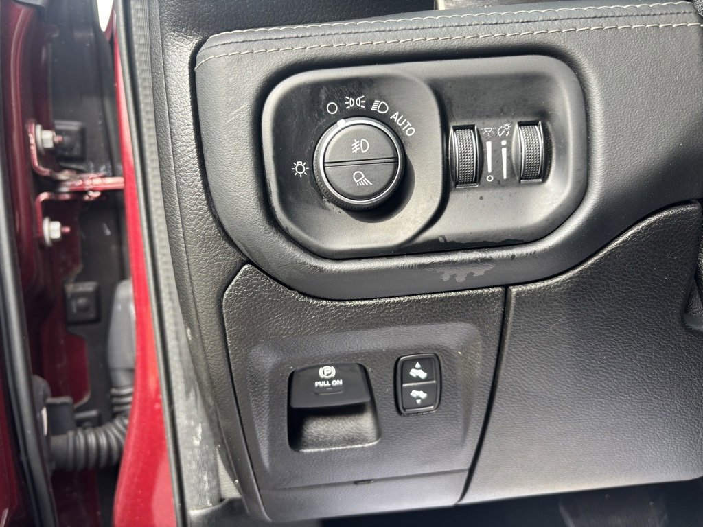 Used 2019 RAM 1500 Limited image 16