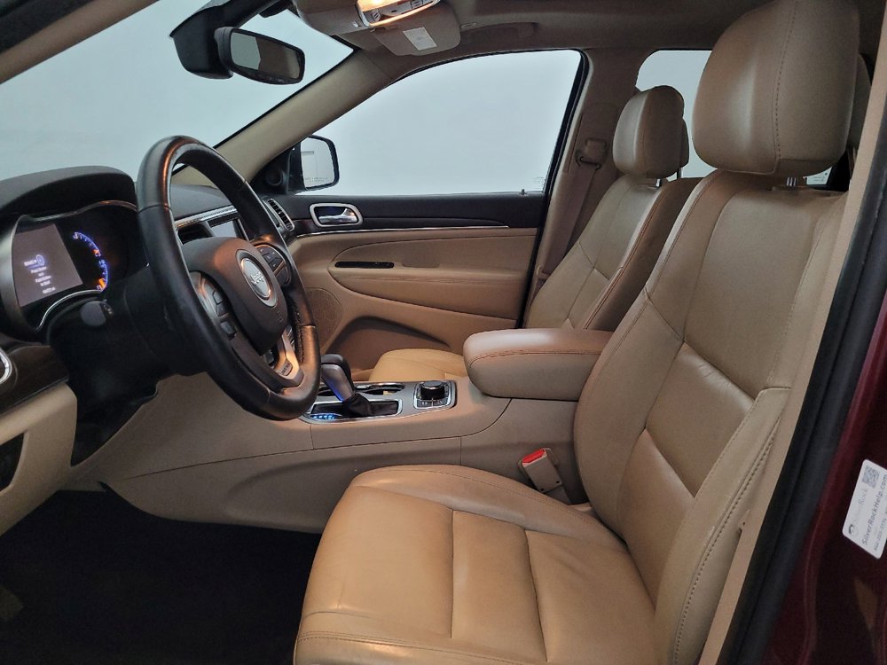 Used 2018 Jeep Grand Cherokee Limited AWD/4WD image 17