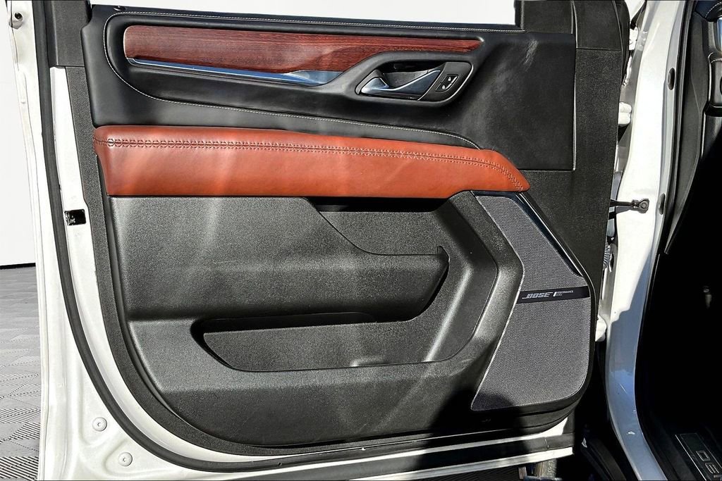 Used 2023 GMC Yukon Denali Ultimate image 18