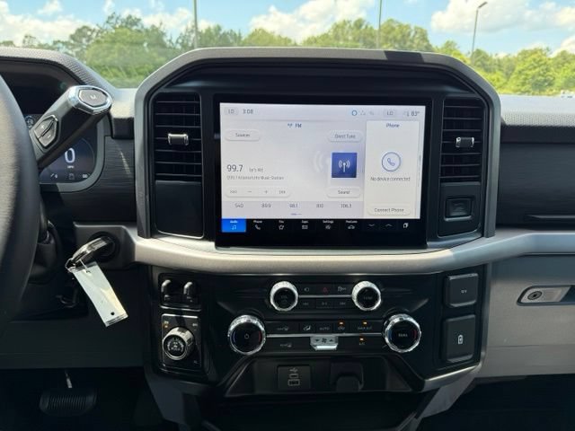 Used 2025 Ford F150 XLT w/ Equipment Group 301A Standard AWD/4WD image 19