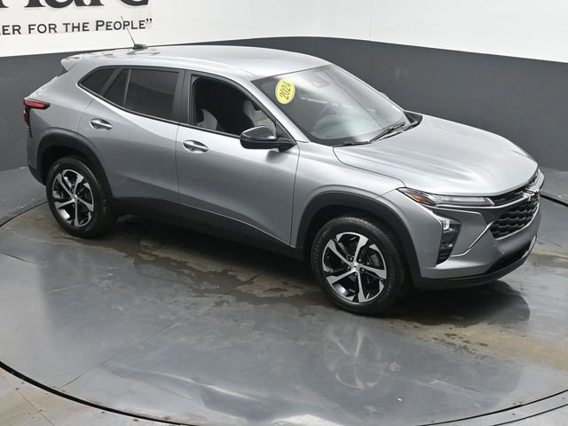 Used 2024 Chevrolet Trax RS image 37