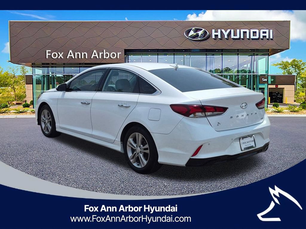 Used 2018 Hyundai Sonata Limited w/ Limited Ultimate Package 03 FWD image 3