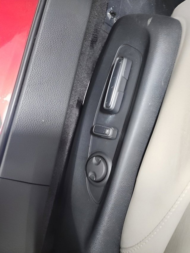 Certified 2024 Honda Accord EX image 22