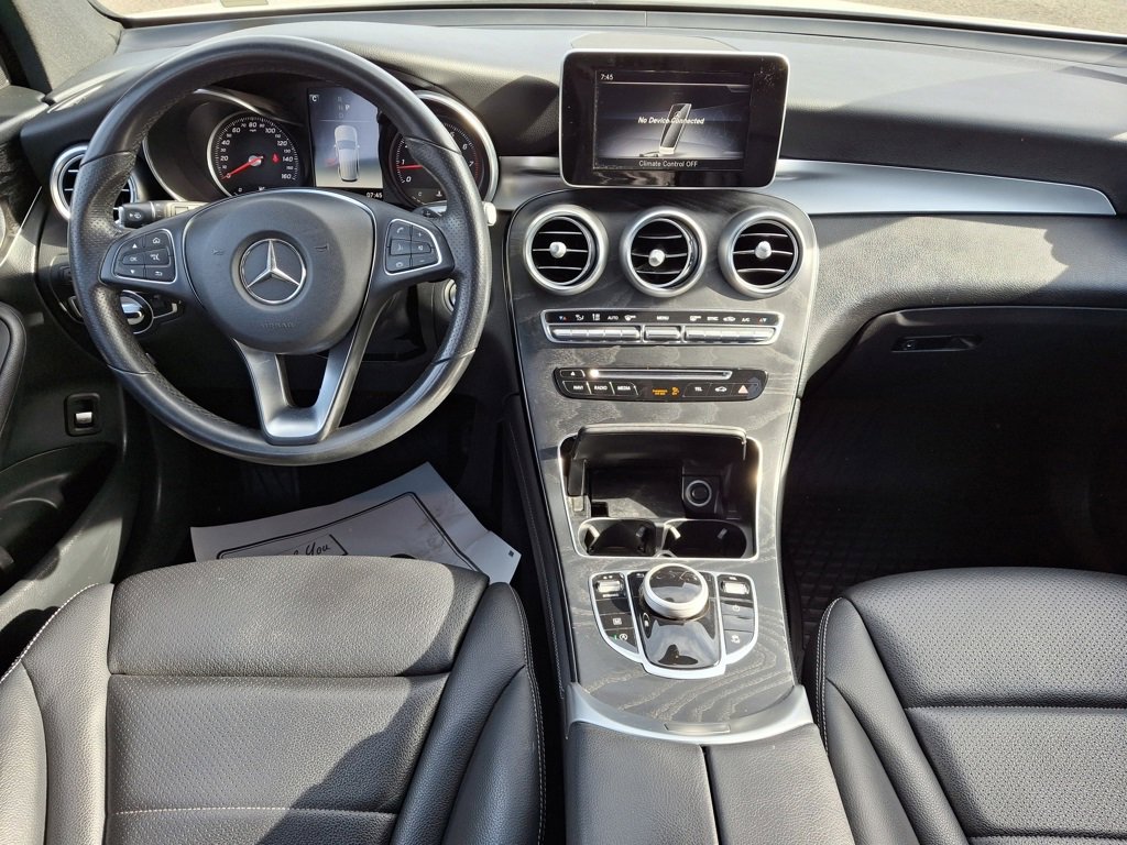 Used 2018 Mercedes-Benz GLC 300 4MATIC image 17
