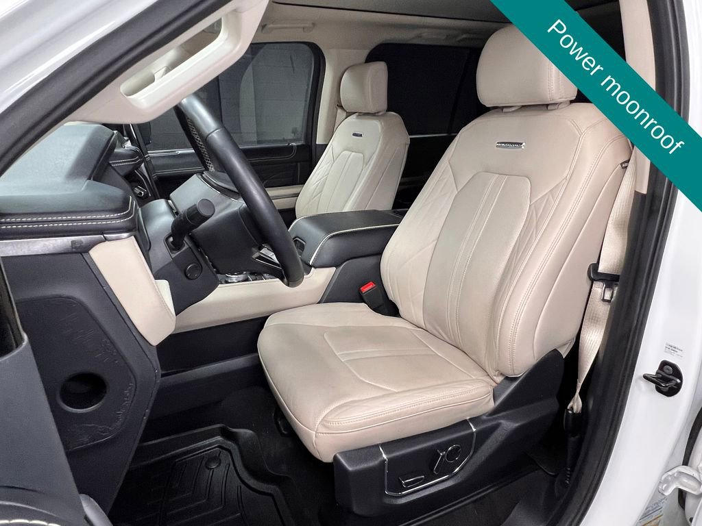 Used 2024 Ford Expedition Max Platinum AWD/4WD image 4