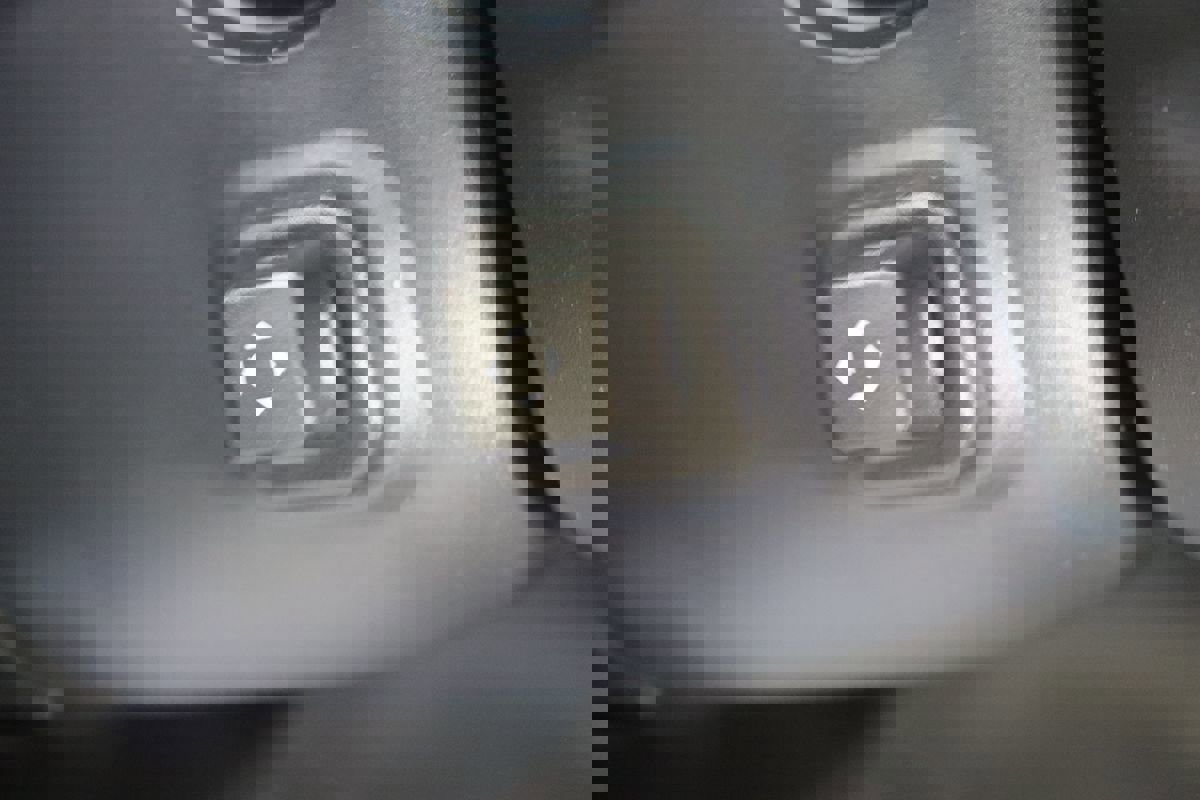 Used 2015 GMC Yukon SLT w/ HD Trailering Package image 44