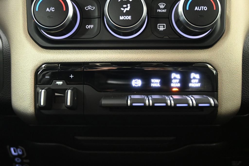 Used 2020 RAM 2500 Laramie AWD/4WD image 32