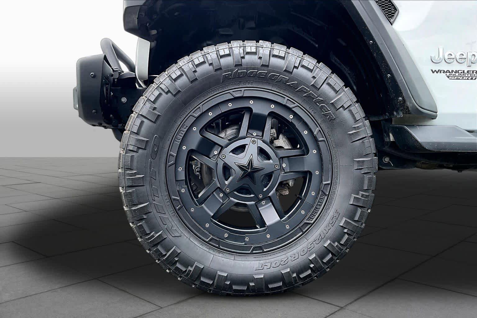 Used 2018 Jeep Wrangler Unlimited Sport S AWD/4WD image 11