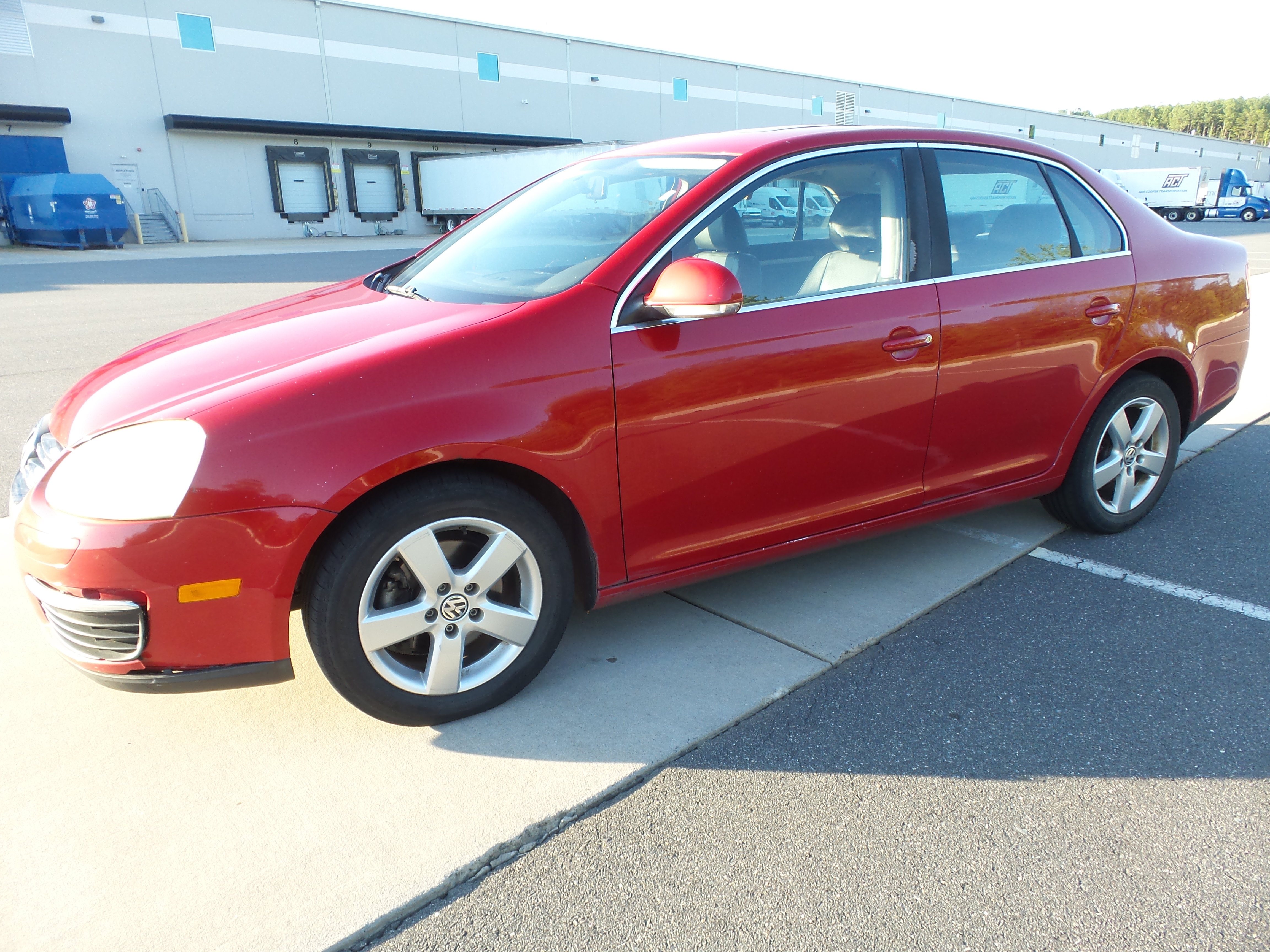 Used 2008 Volkswagen Jetta SE FWD image 2