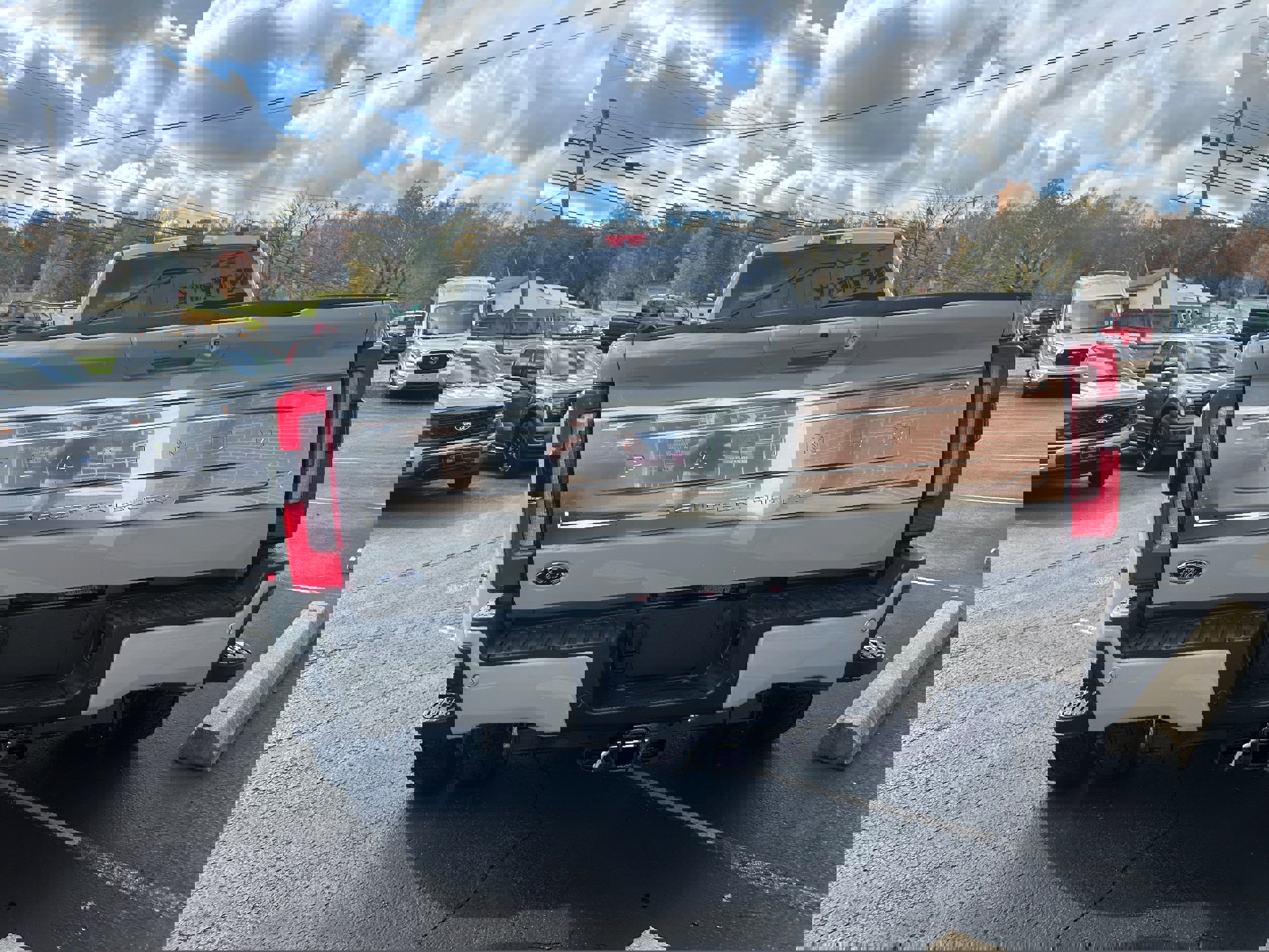 New 2026 Ford F450 Platinum image 9