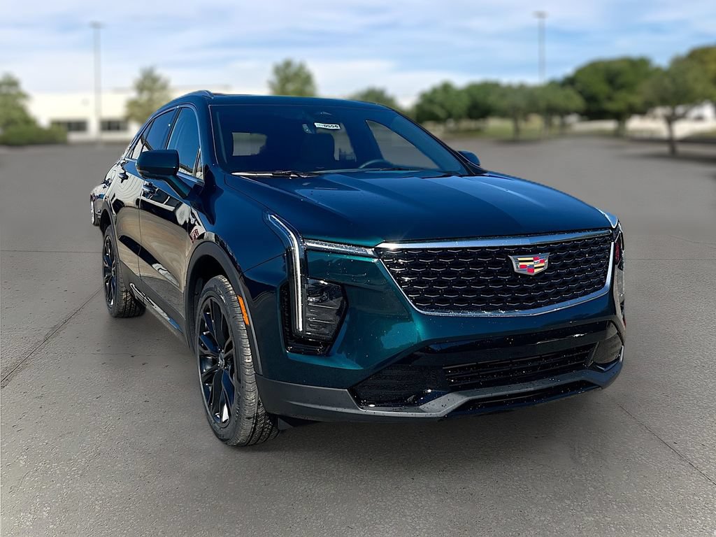 Certified 2025 Cadillac XT4 Premium Luxury w/ LPO, ONYX Package AWD/4WD image 1
