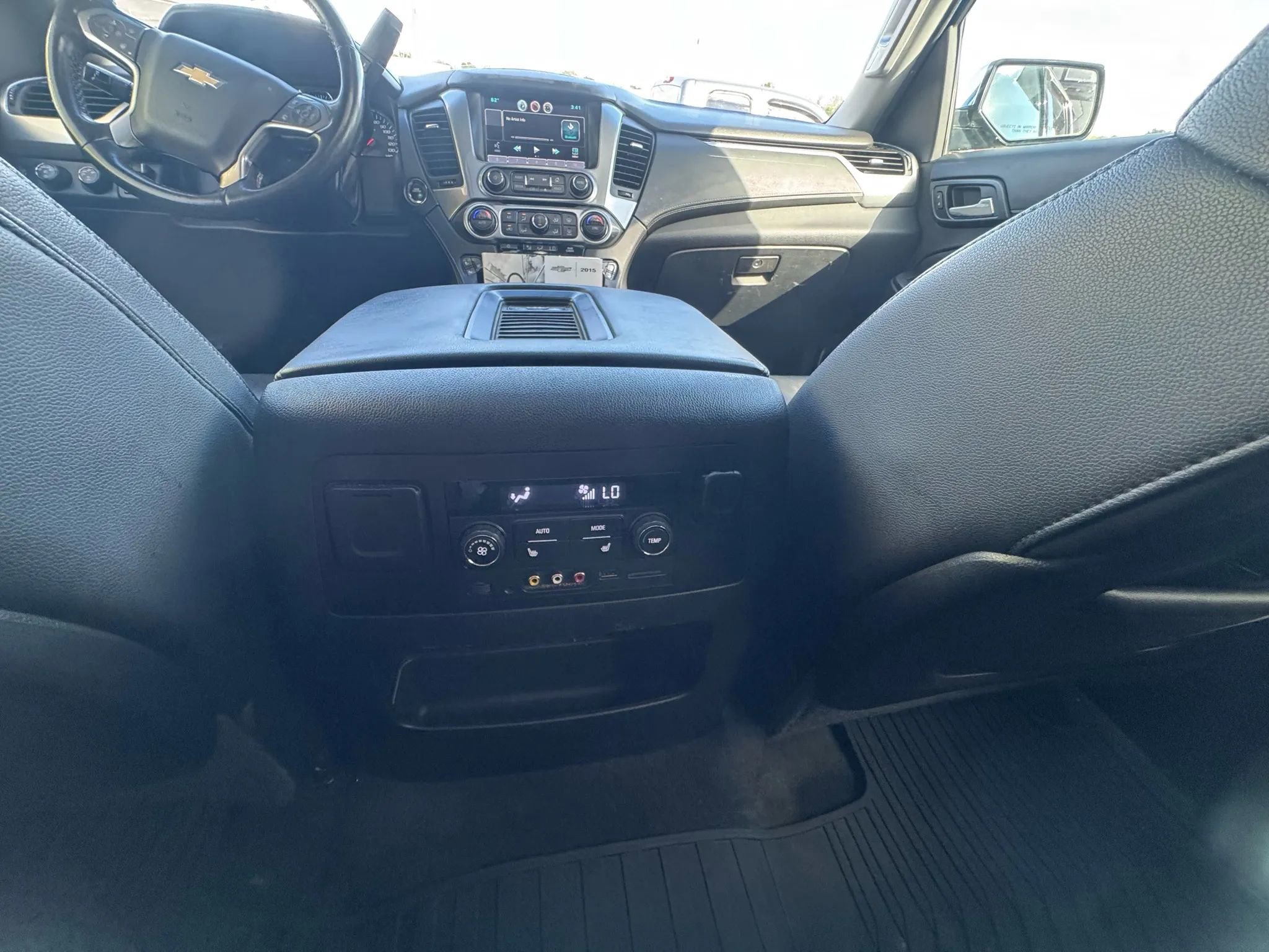 Used 2015 Chevrolet Suburban LTZ image 25