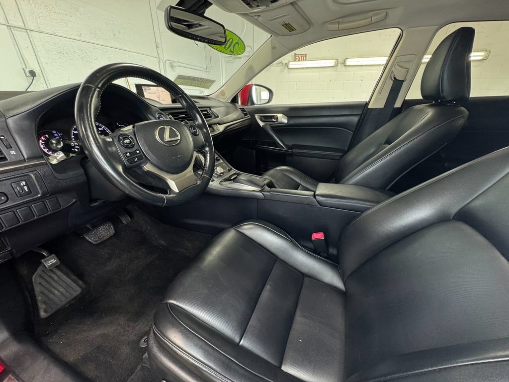 Used 2014 Lexus CT 200h FWD image 14