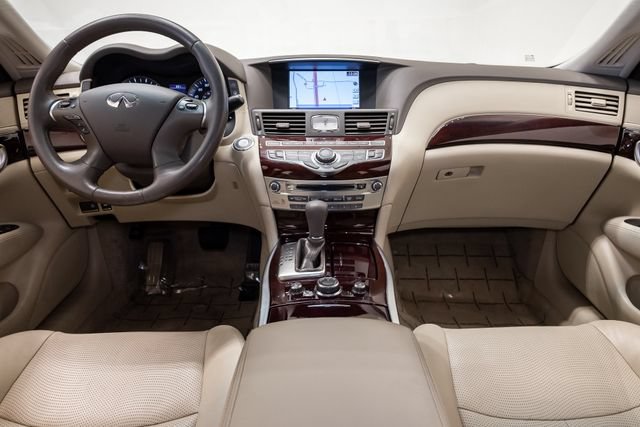 Used 2016 INFINITI Q70 3.7 AWD/4WD image 24