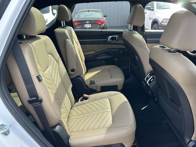 Used 2026 Kia Sorento SX Prestige w/ Olive Brown Leather Package AWD/4WD image 20
