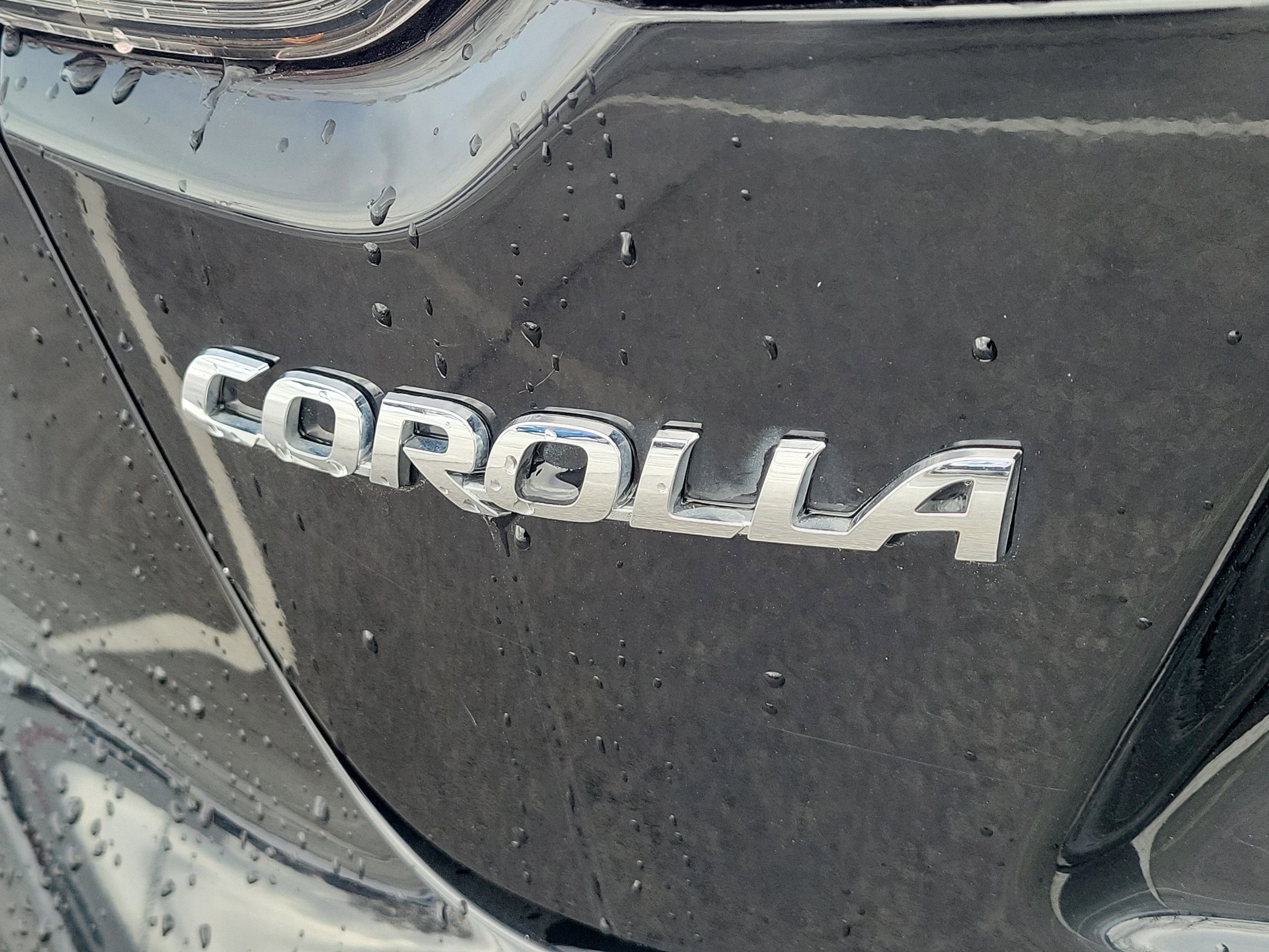 Used 2024 Toyota Corolla LE image 6