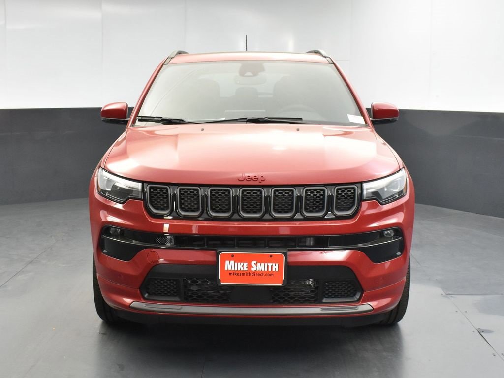 Used 2024 Jeep Compass Limited image 30