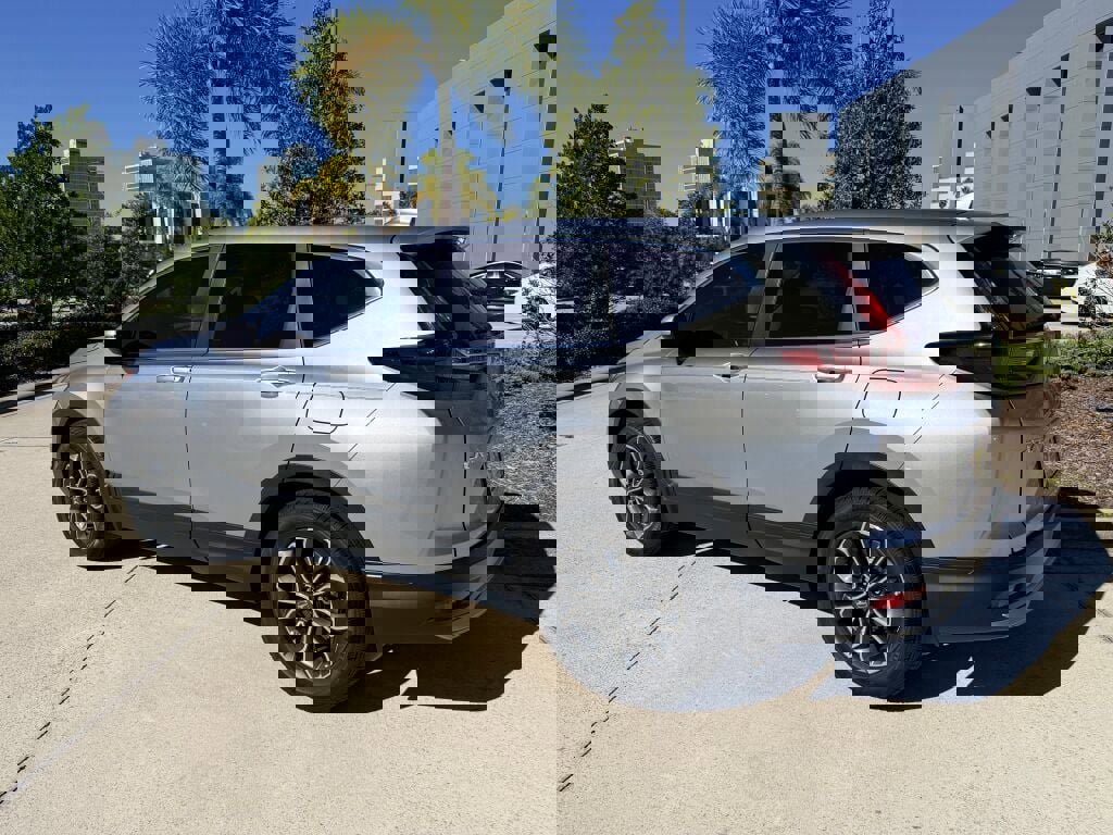 Used 2021 Honda CR-V EX image 2