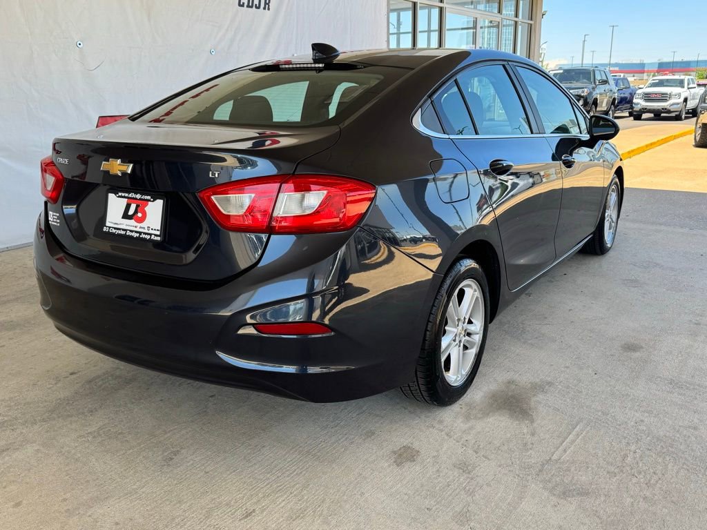 Used 2016 Chevrolet Cruze LT w/ Convenience Package image 8