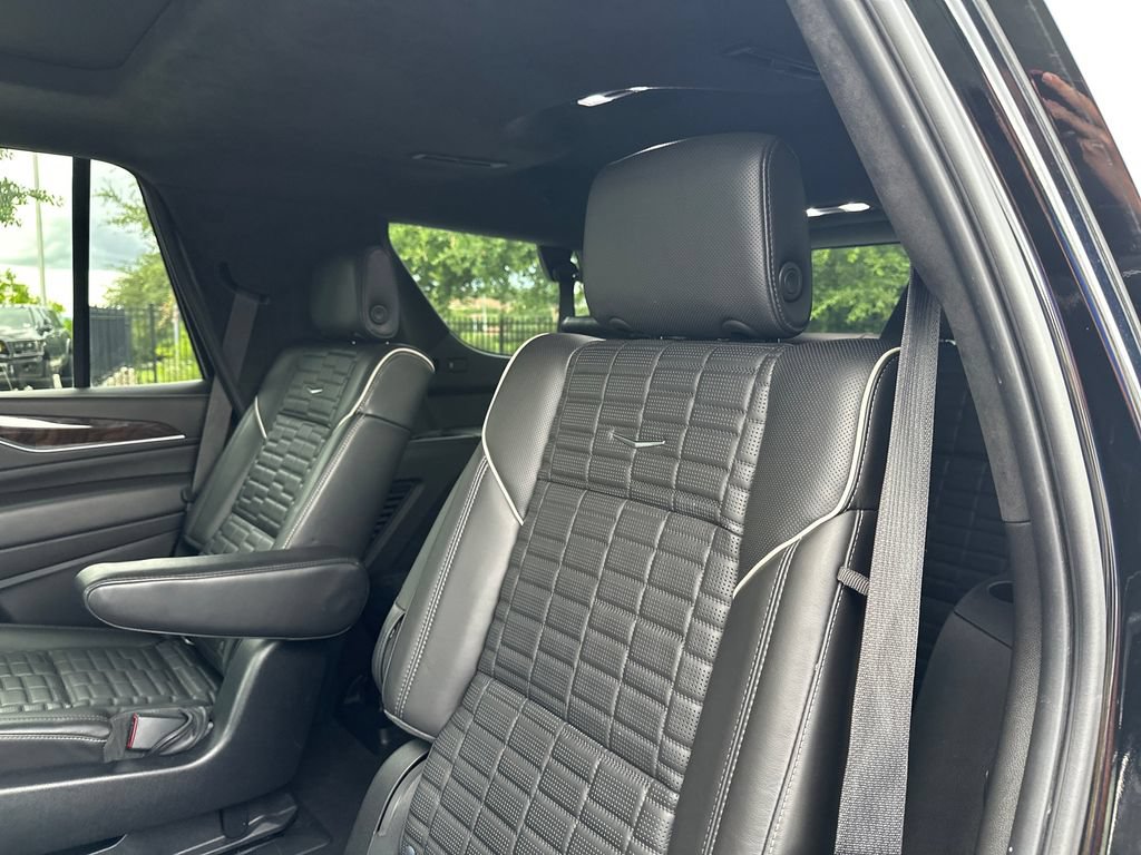 Used 2021 Cadillac Escalade Sport Platinum AWD/4WD image 32