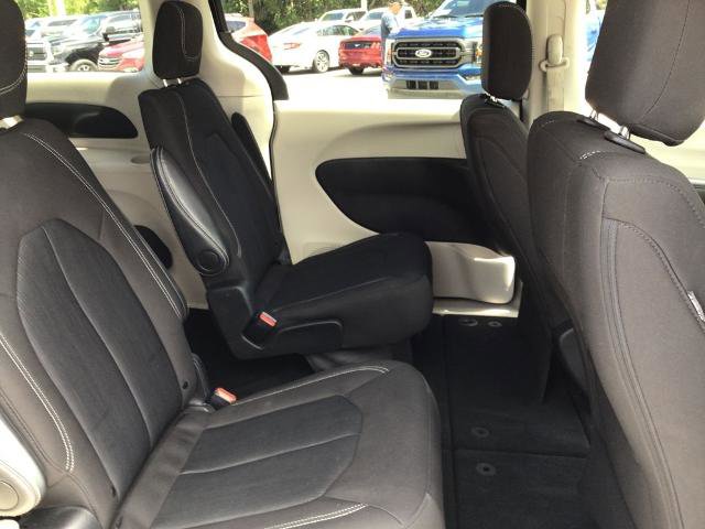 Used 2024 Chrysler Voyager LX FWD image 28