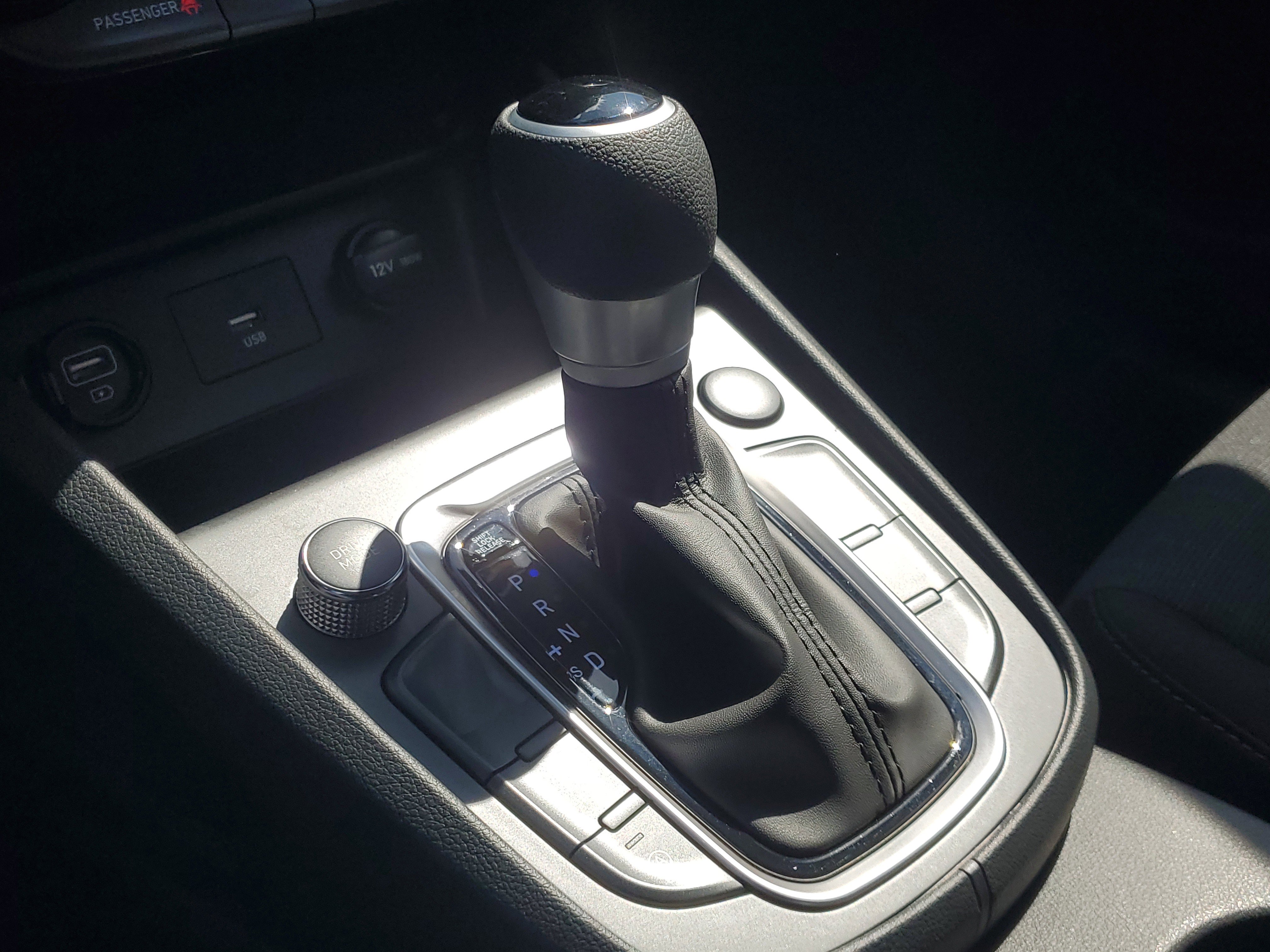 Used 2023 Hyundai Kona SEL w/ Cargo Package image 23