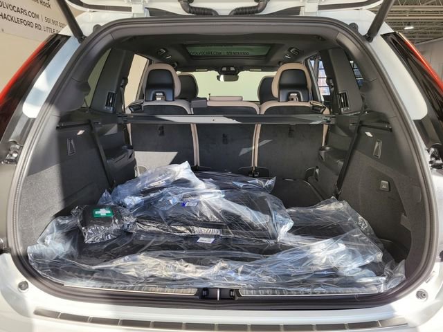 New 2026 Volvo XC90 B6 Plus w/ Protection Package Premier AWD/4WD image 13