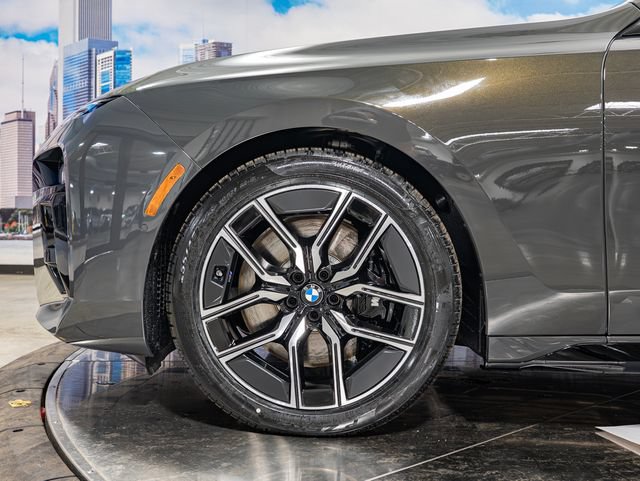 Used 2026 BMW 760i xDrive w/ Executive Package AWD/4WD image 7