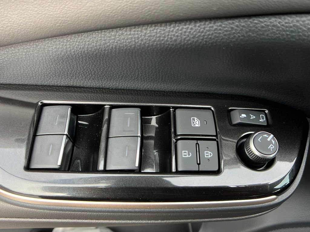 New 2026 Toyota Crown Nightshade image 12