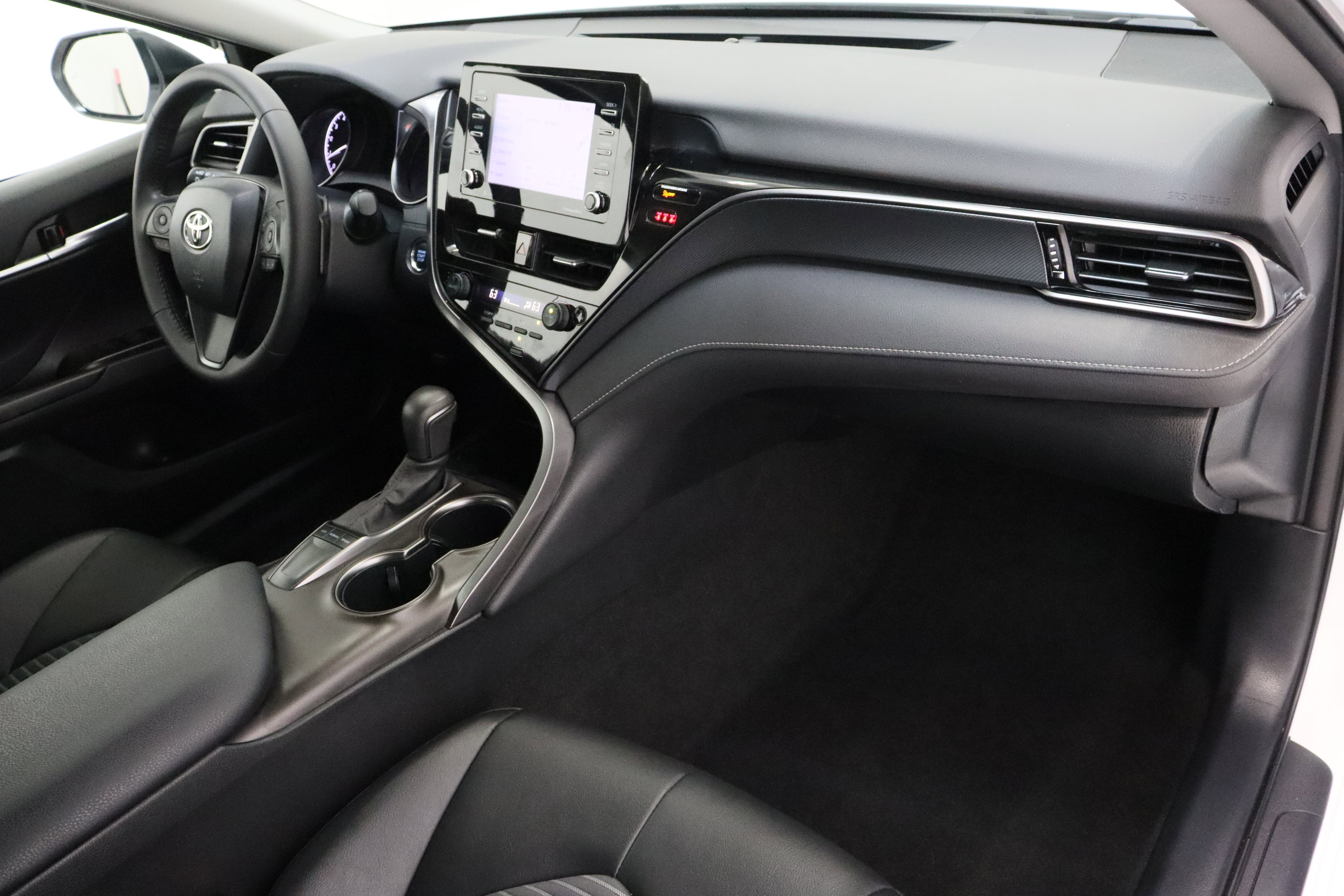 Certified 2023 Toyota Camry SE w/ Convenience Package image 35